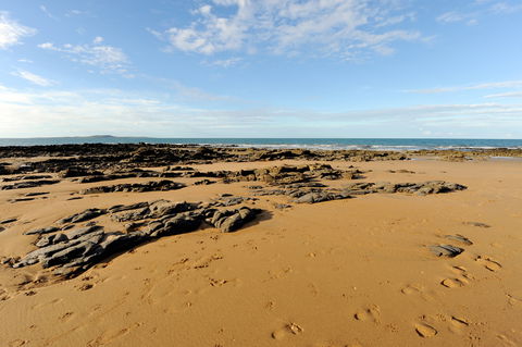 Canoe Point Beach And Parklands - Accommodation NT 2