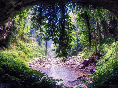 Crystal Shower Falls Walk - Accommodation NT 1