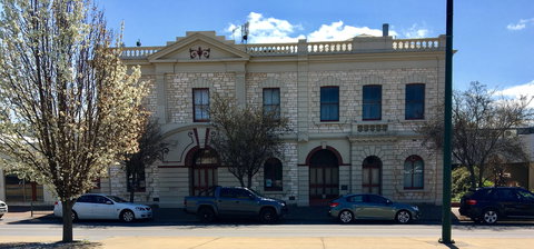 Naracoorte Town Hall - Accommodation NT 0