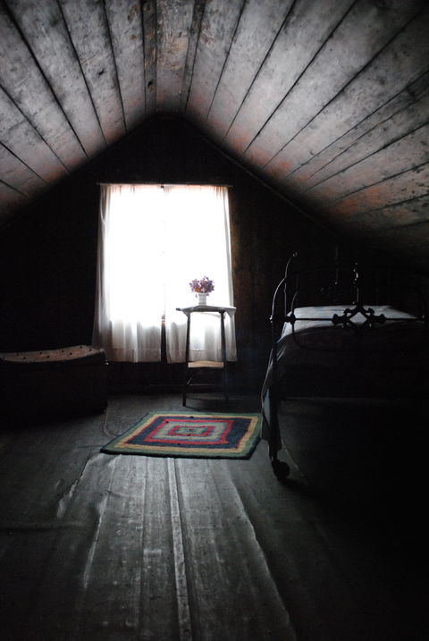 Portable Iron Houses - Accommodation NT 2
