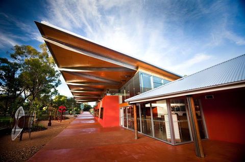 Savannah Visitor Plaza, Taronga Western Plains Zoo Dubbo - Accommodation NT 1