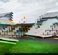 The Old Injune Courthouse and Museum - Accommodation NT