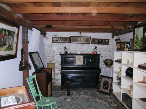 Zara Clark Museum - Accommodation NT 2