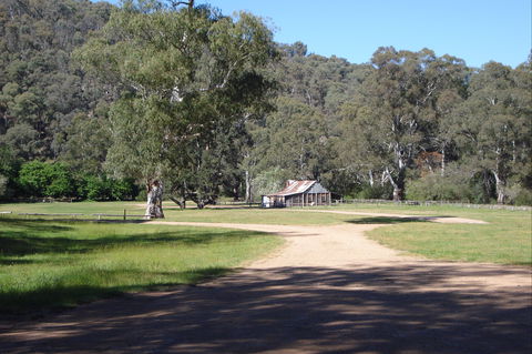 Fry's Hut - Accommodation NT 1