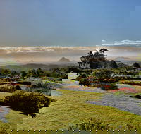 Glass House Mountains to Sunshine Coast Shores - Accommodation NT