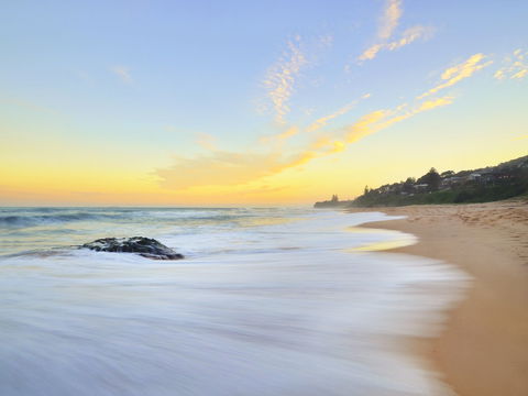 Scarborough Beach - NT Tourism 0