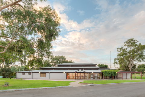 Swan Hill Regional Art Gallery - Accommodation NT 0