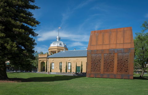 Bendigo Soldiers Memorial Institute Military Museum - Accommodation NT 0