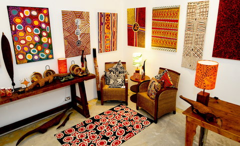 Bouddi Gallery - Contemporary Aboriginal Lifestyle Art - Accommodation NT 2