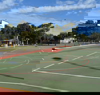 Cleve Sporting Facilities - Accommodation NT
