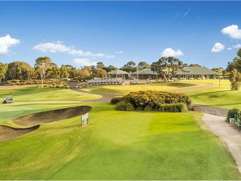 Rosebud Country Club - Accommodation NT 1