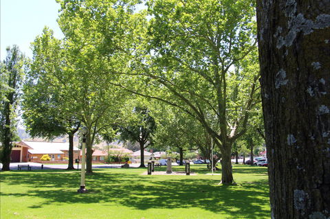 Tallangatta Triangles Park - Accommodation NT 0