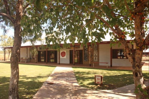 Waringarri Aboriginal Arts - Accommodation NT 0