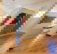 Yaama Ganu Gallery Moree - Accommodation NT