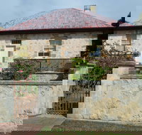 Hope Cottage National Trust Museum - Accommodation NT