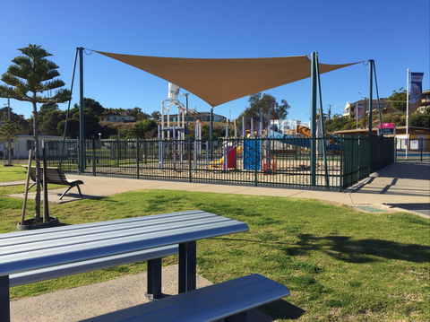 Moonta Bay Playground - Accommodation NT 2