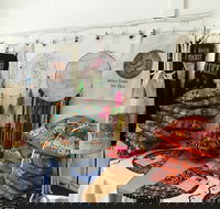 Sisters Under The Skin Local Art and Design Gallery Moree - Accommodation NT