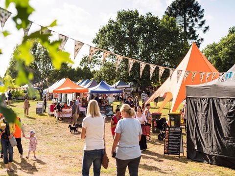 Warragul Farmers Market - Accommodation NT 0