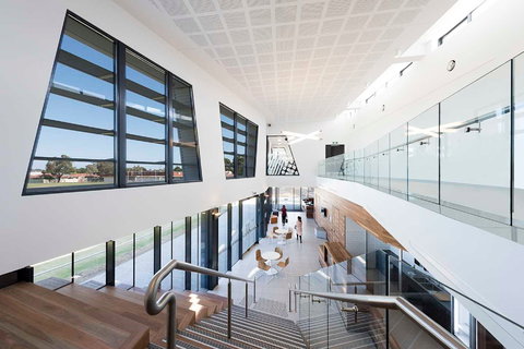 Bowery Theatre - Accommodation NT 2