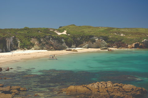 Broughton Island - Accommodation NT 1