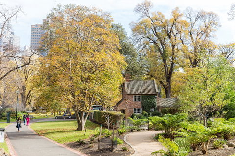 Cooks' Cottage - Accommodation NT 1