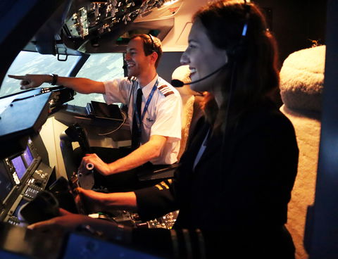 Flight Experience Sydney - Flight Simulations - Accommodation NT 2