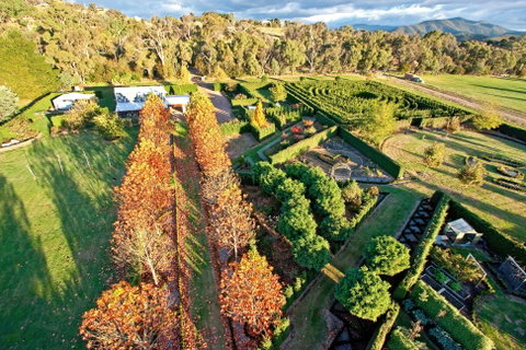 High Country Maze - Accommodation NT 1