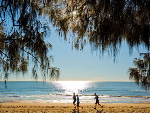 Millennium Esplanade And Tannum Sands Beach - Accommodation NT 2