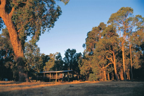 Perth Hills - Accommodation NT 1