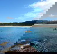 South Durras to Batemans Bay - Kayaking in the Batemans Marine Park - NT Tourism