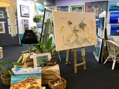 Straddievarious Gallery - Accommodation NT 0