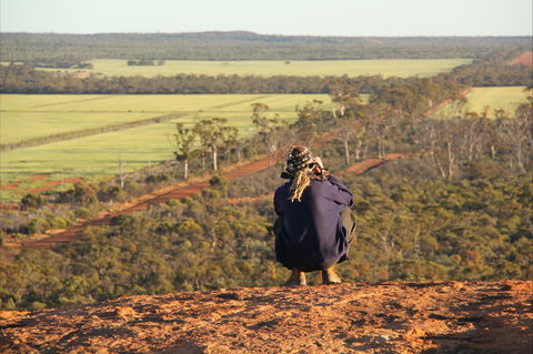 Elachbutting Rock - Accommodation NT 2