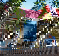 Meeniyan Square - Accommodation NT