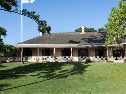 Newstead House - Accommodation NT 0