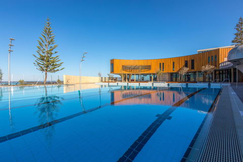 Scarborough Beach - Accommodation NT 1