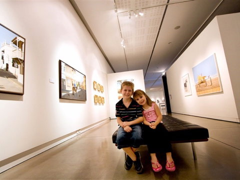Western Plains Cultural Centre - Accommodation NT 0