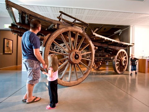 Western Plains Cultural Centre - Accommodation NT 1