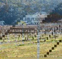 Sydney winery and cider tour.