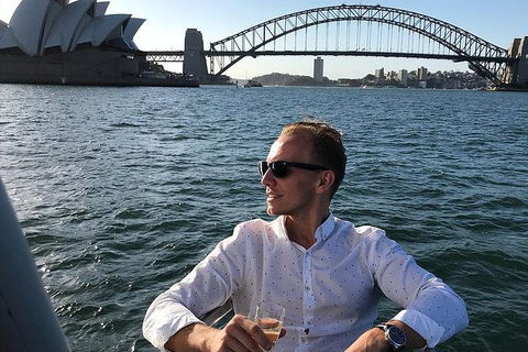 Sydney Private Tour And Sip And Sail Experience - Accommodation NT 5