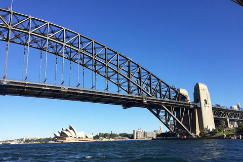 Private Sydney Harbour Sightseeing Cruise With Local Captain - Accommodation NT 5