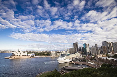 Sydney Uncovered Full-Day Tour - NT Tourism 8