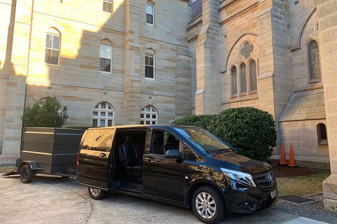 Luxury People Mover Transfer TO Sydney Airport ( 1 - 6 Pax ) - NT Tourism 1