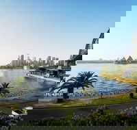 Sydney Sightseeing Tour in a Luxury Mercedes-Benz People Mover