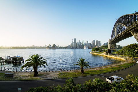 Sydney Sightseeing Tour In A Luxury Mercedes-Benz People Mover - NT Tourism 0