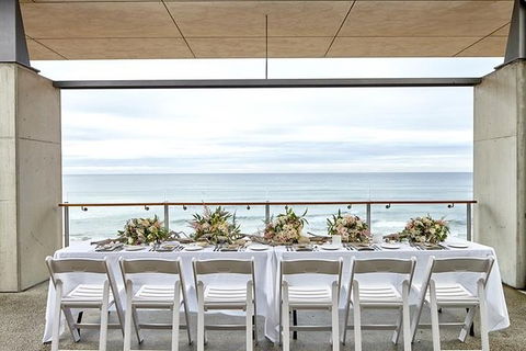 Lunch Experience At Beach House In Avalon - Accommodation NT 3