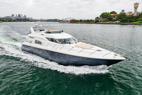 3-Hour Private Luxury Sightseeing Boat Charter On Sydney Harbour - NT Tourism 0