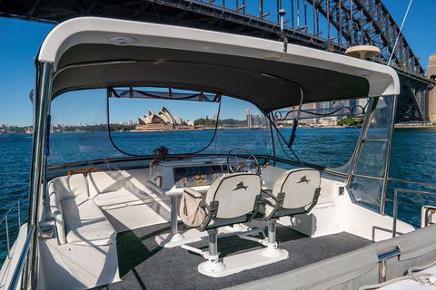 Private Vivid Sydney Harbour Cruise For Up To 20 Guests - Accommodation NT 5