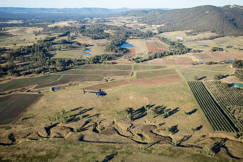 Private Helicopter Flight To Hunter Valley With A La Carte Lunch - For 2 - Accommodation NT 2