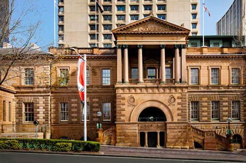 Sydney With Bondi And Beaches Essentials Private Day Tour - Accommodation NT 3