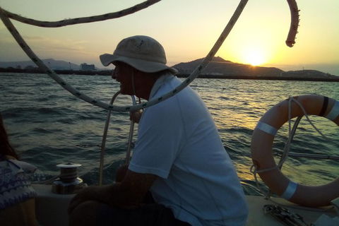 Sailing Boat Overnight Live Aboard Experience Townsville - Accommodation NT 0
